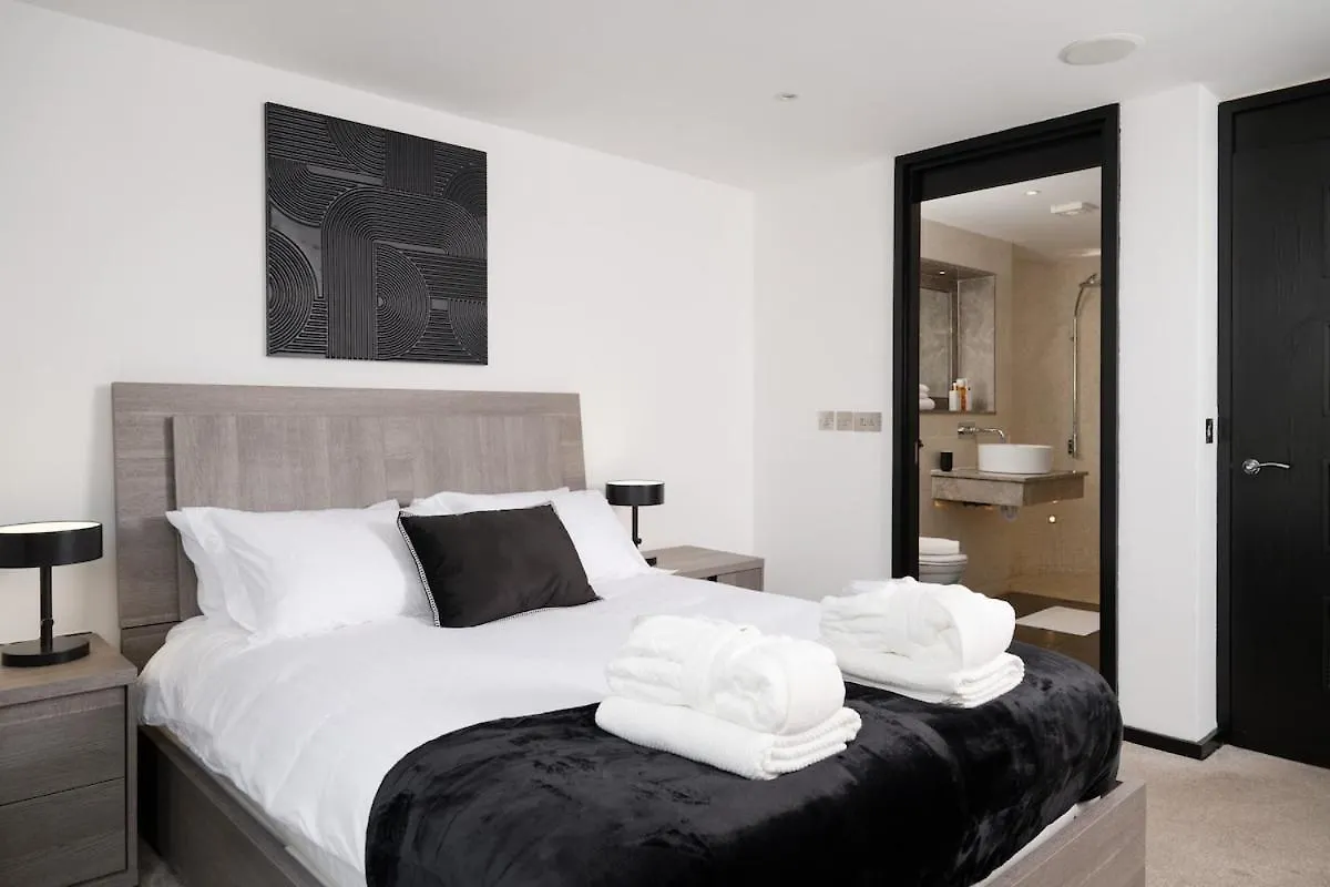 Penthouse With Balcony City View Belfast Lejlighed